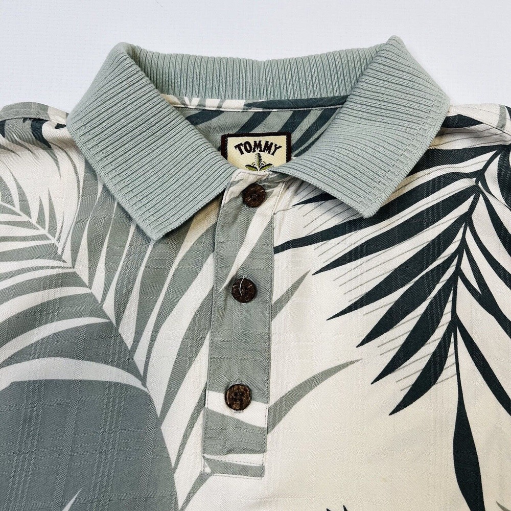 Tommy Bahama Men 100% Silk Shirt Size L Palm Leaves Hawaiian Shirt Short Sleeve - Picture 3 of 7
